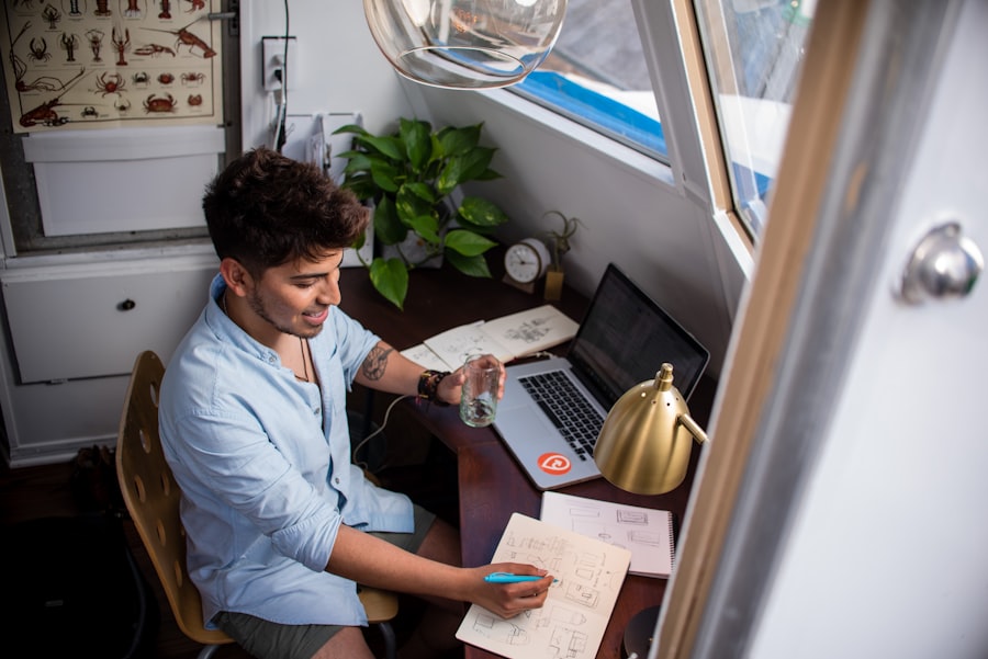 Photo Remote Work Strategies