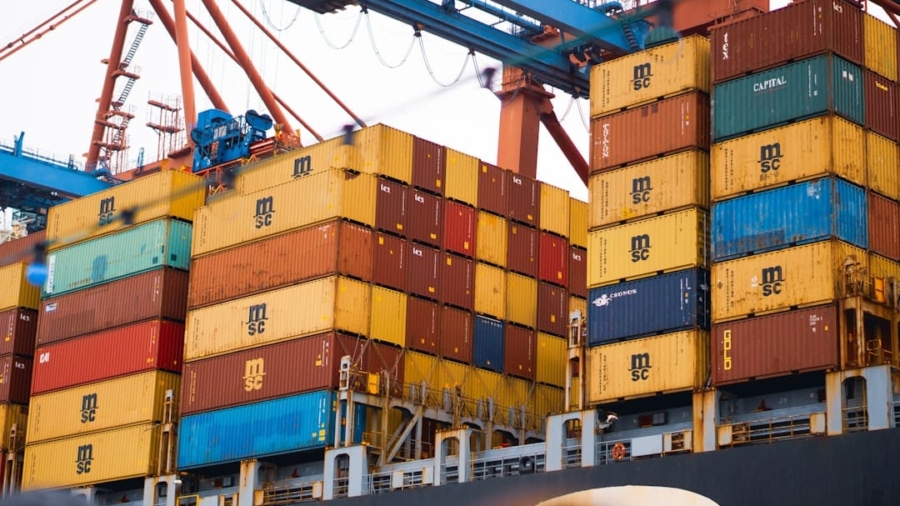Photo Maritime Shipping