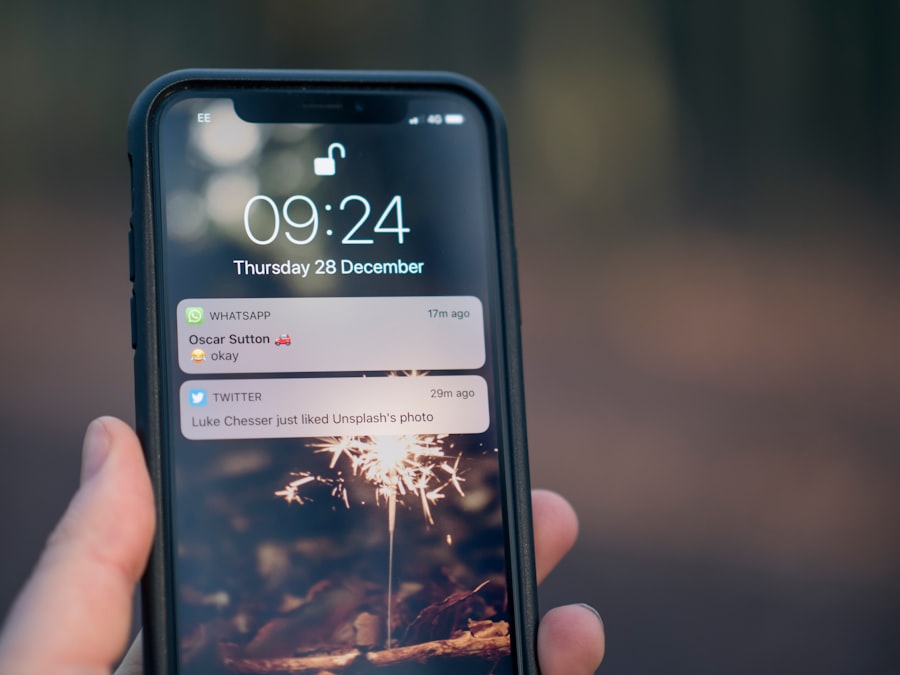 Protecting Personal Focus from Persistent Smartphone Notifications 4 Photo Smartphone Notifications