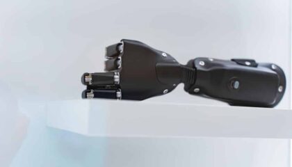 Photo Micro-Robotics