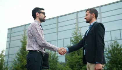 Photo Negotiating Salary and Benefits