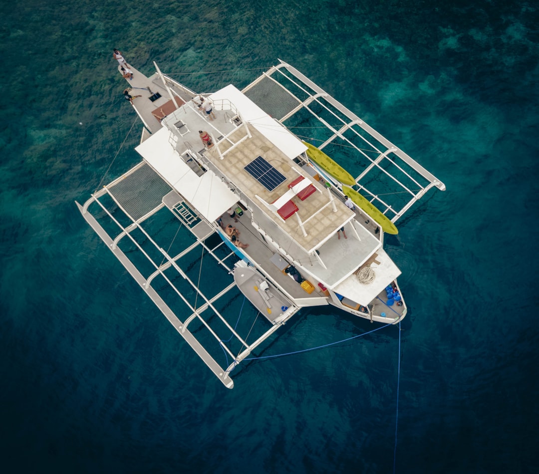 Photo Ocean Cleaning Autonomous Vessels