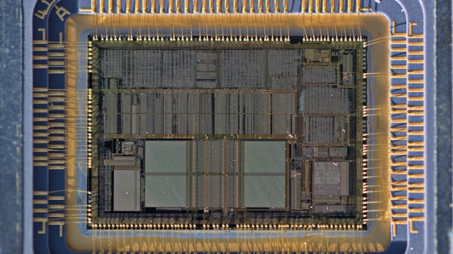 Photo Quantum Hardware