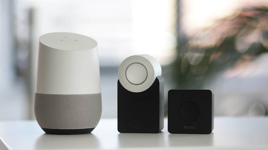 Photo Voice Assistants