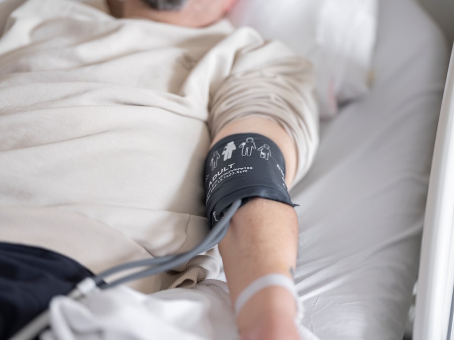 Photo Non-Invasive Blood Tracker Wearables