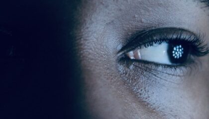 Photo Eye-Tracking Technology