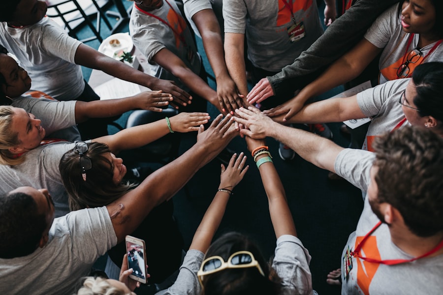 Fostering Community Governance in Decentralized Virtual Spaces 4 Photo Community Governance