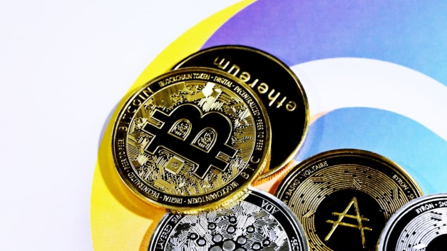 Photo Cryptocurrency Payment Gateways