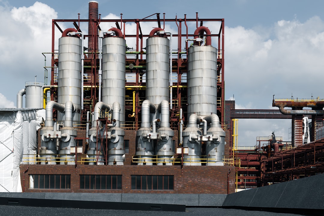 Photo Liquid Air Energy Storage Systems