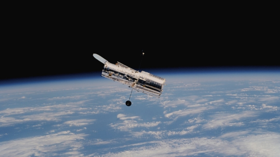 Photo Satellite Mega-Constellations