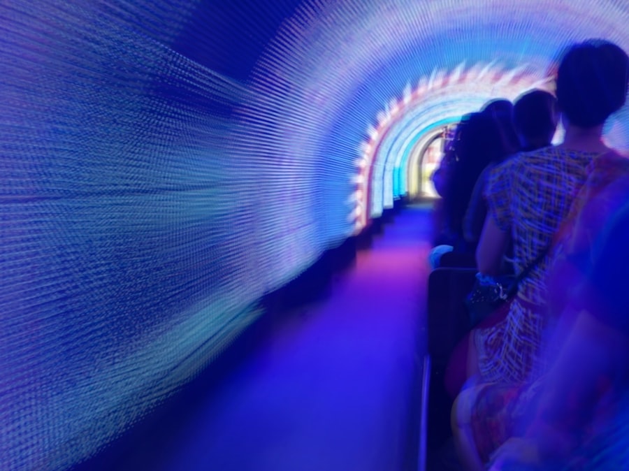 Designing Immersive Holographic Experiences for Next-Level Retail Engagement 2 Photo Holographic Experiences