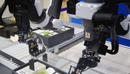 Photo Micro-Robotics