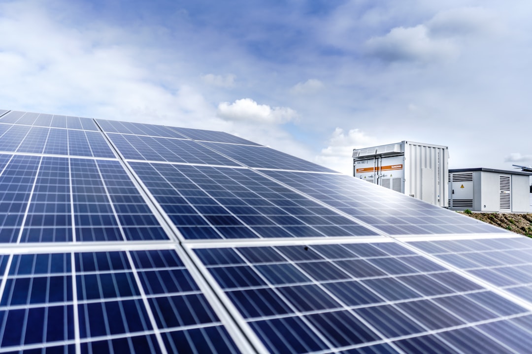Photo Solar and Battery Storage
