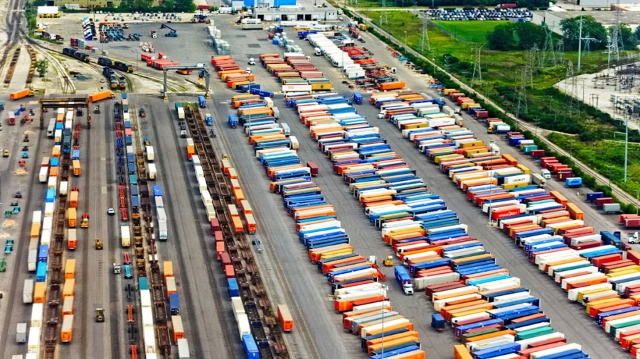 Photo Last-Mile Logistics