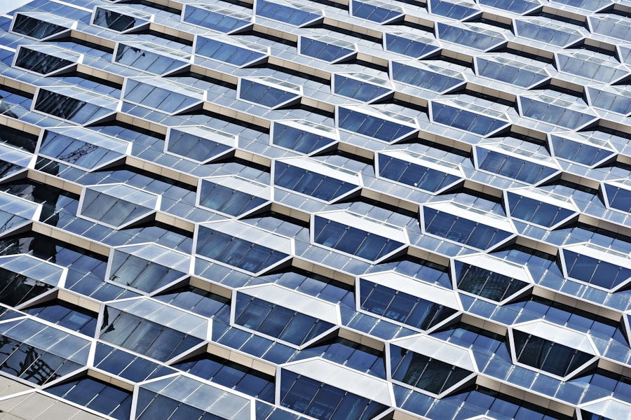 Perovskite-Silicon Tandem Solar Cells