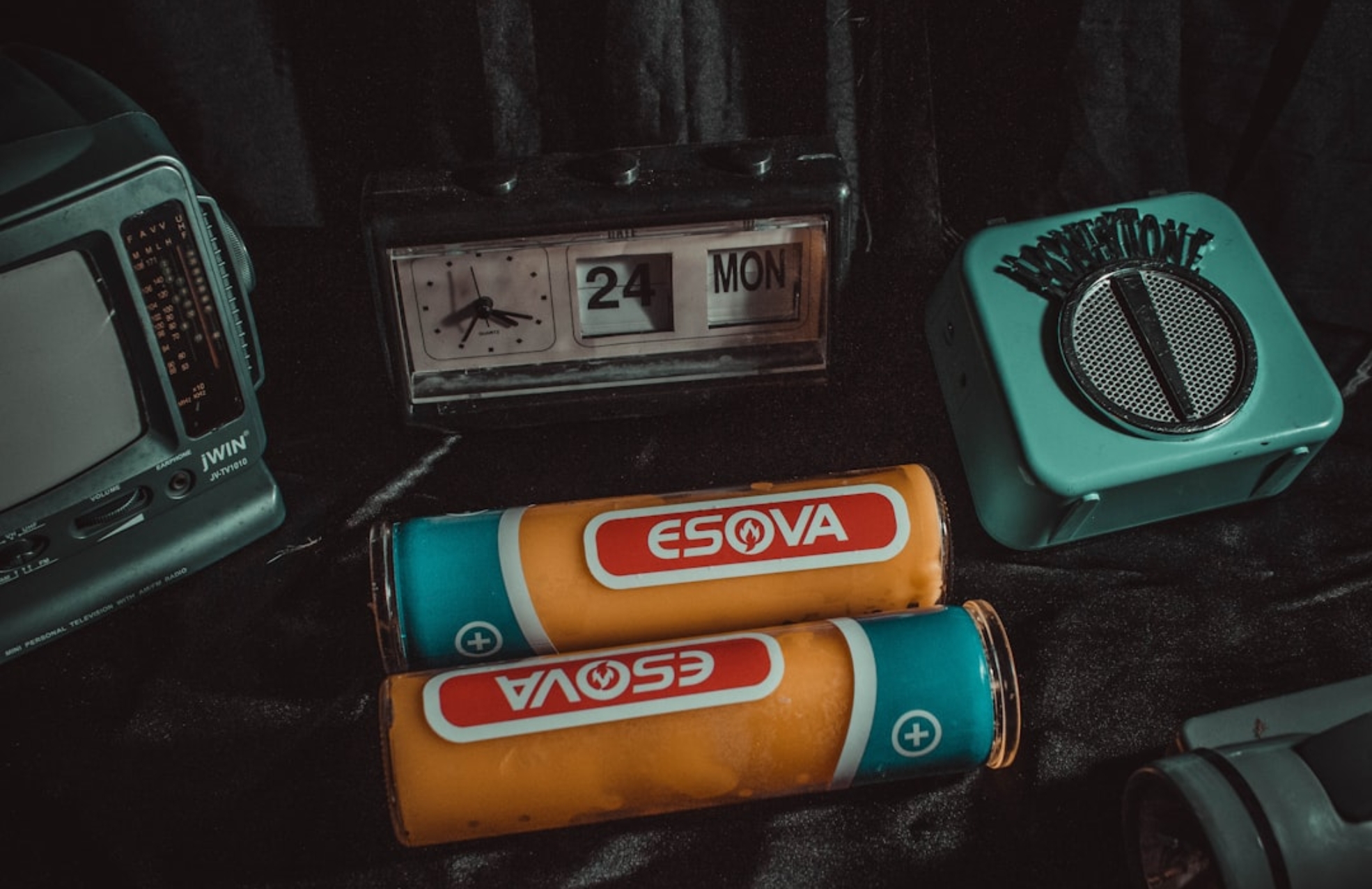 Photo Sodium-Ion Batteries