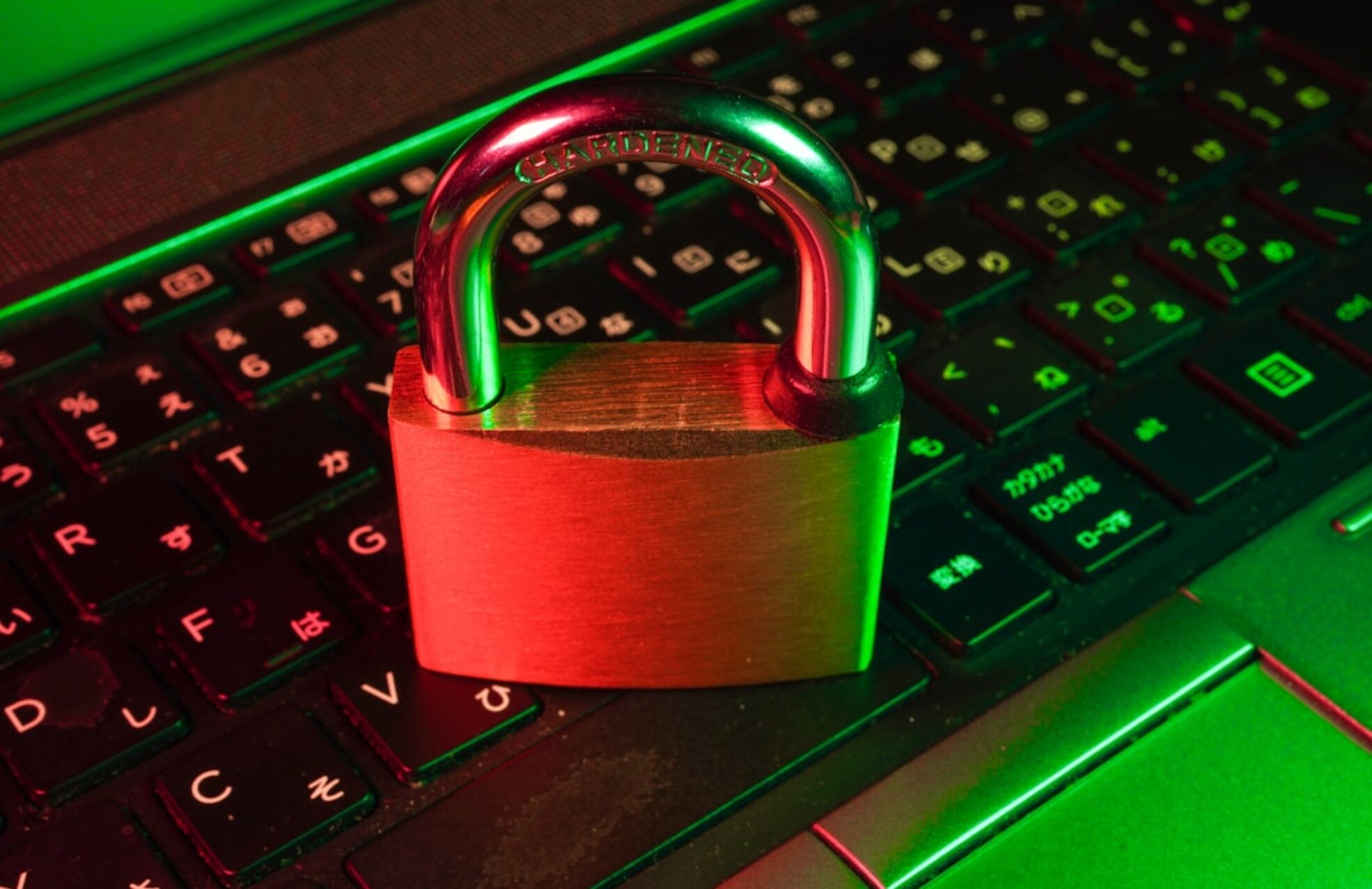 Home 11 Photo Secure Data Sharing