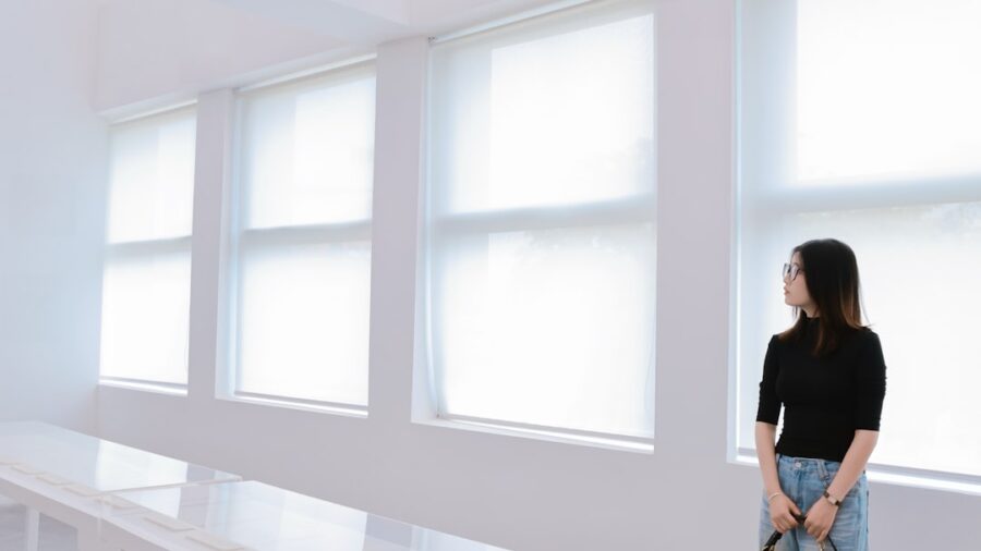 Photo Automated Window Blinds