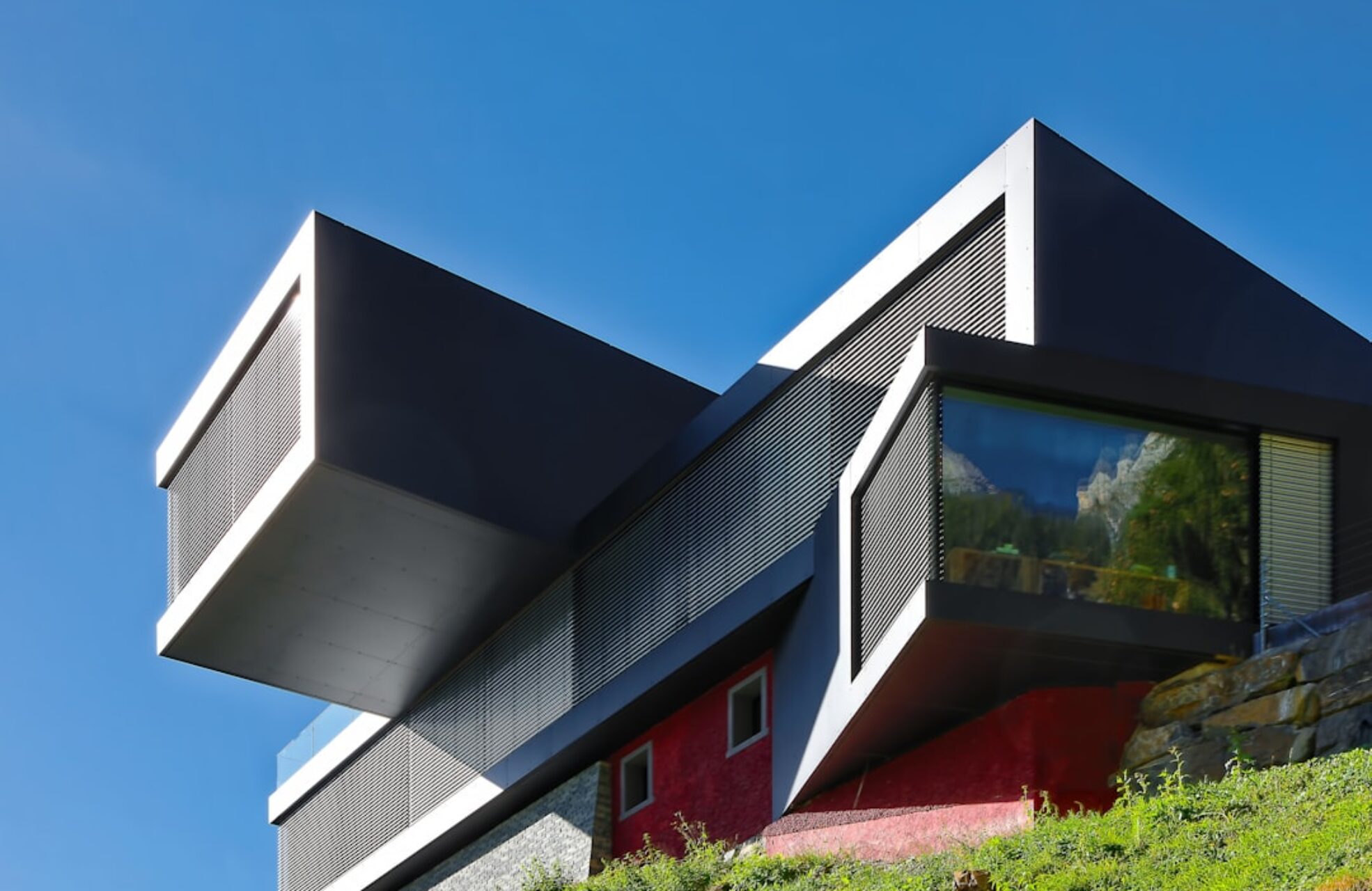 Photo DePIN Architecture