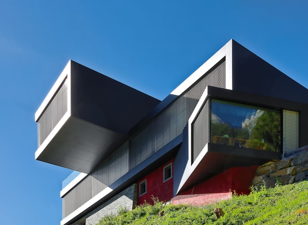 Photo DePIN Architecture