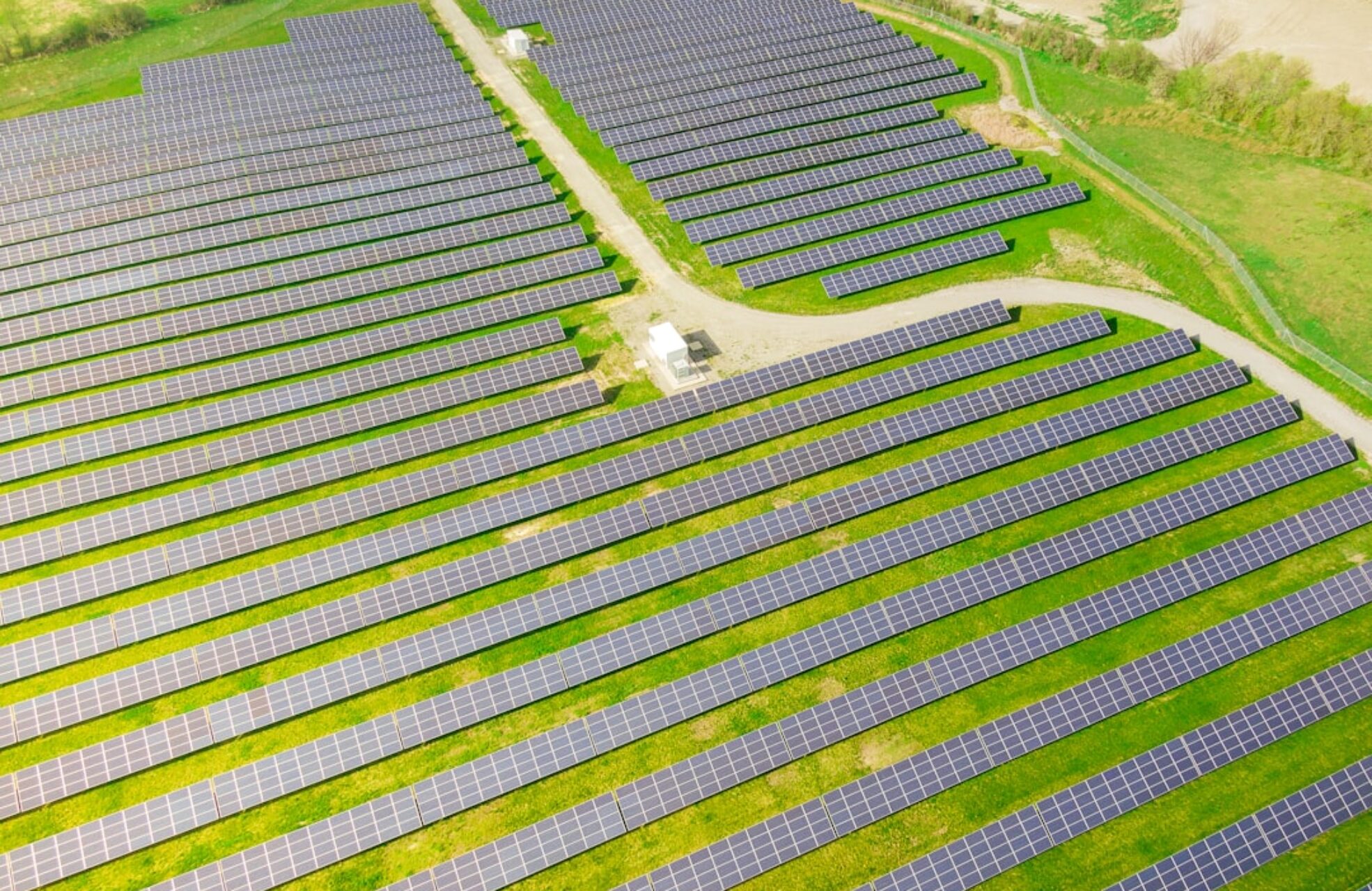 Photo Grid Energy Storage Technologies