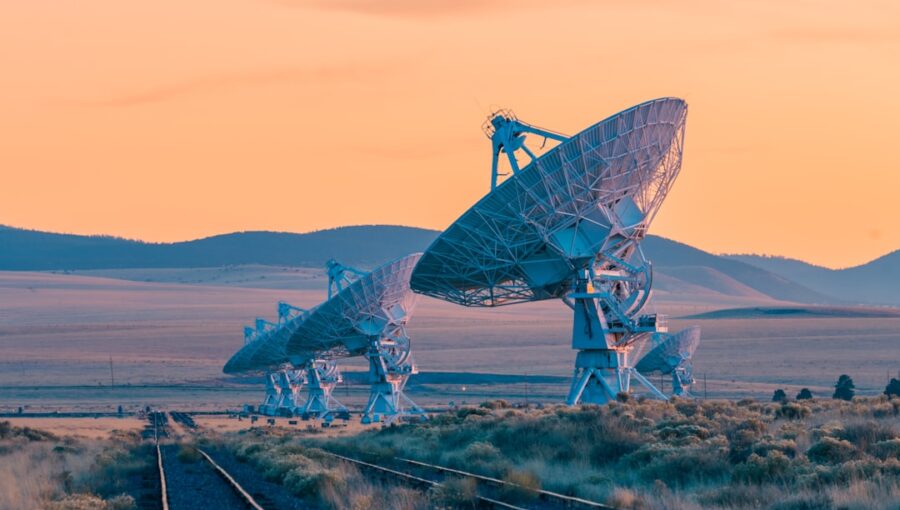 Photo Satellite Connectivity