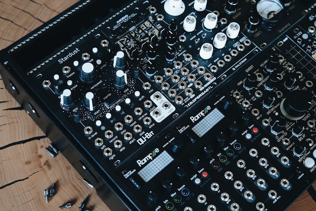 Photo Modular Hardware