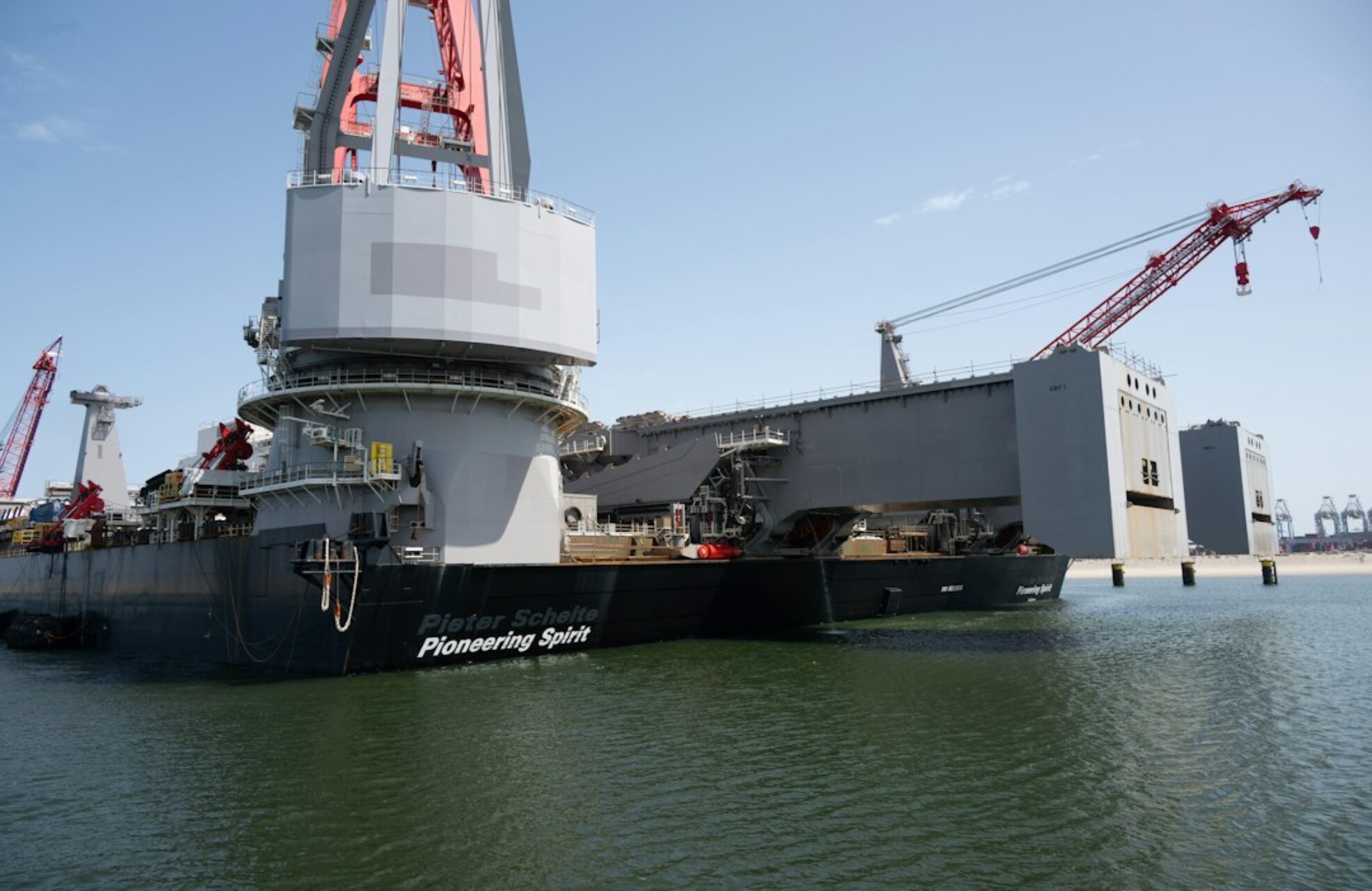 Home 11 Photo Reusable Heavy-Lift Launch Vehicles