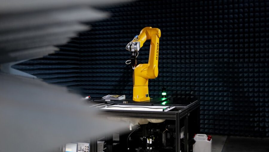 Photo Robotic Gripper Technology