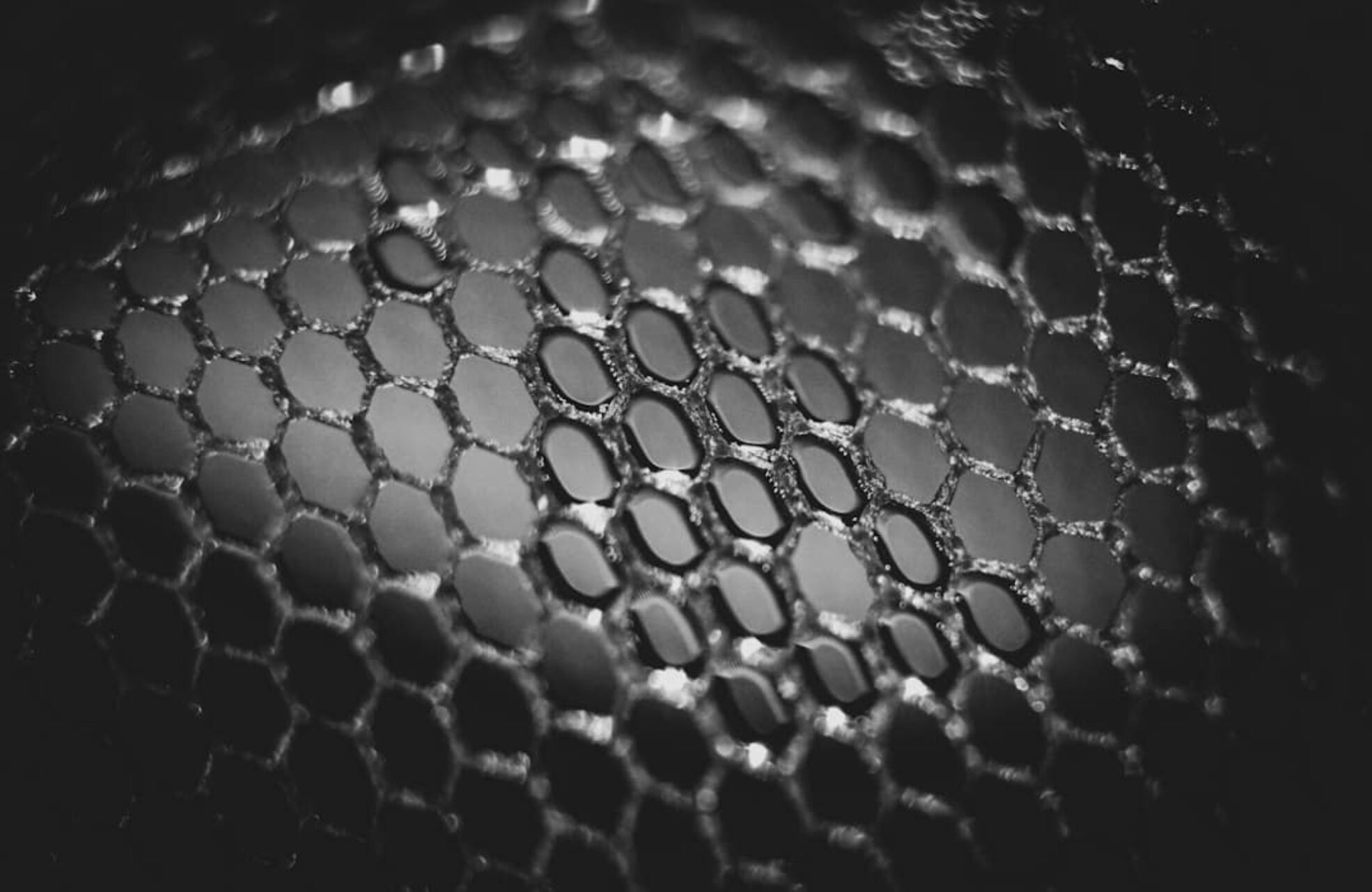 Home 13 Photo Graphene and 2D Materials