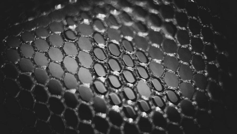 Photo Graphene and 2D Materials