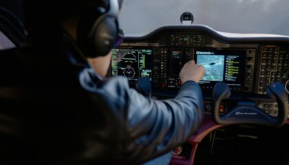 Photo Virtual Reality in Aviation Training