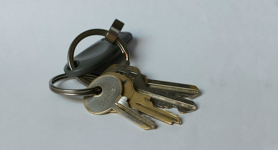 How to Use Hardware Security Keys for Everyday Account Protection 1 Hardware Security Keys