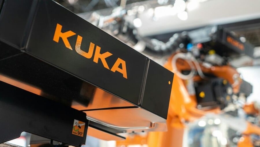 Photo Industrial Robot Vision Models