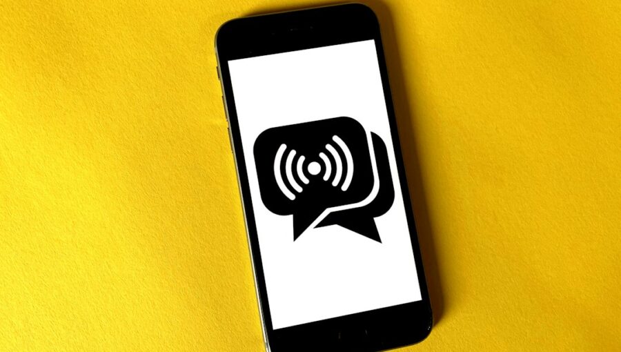 Photo Voice-First Conversational Interfaces