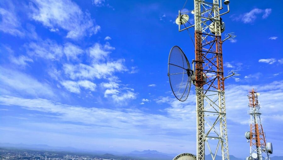 Photo High-Density Wireless Networks