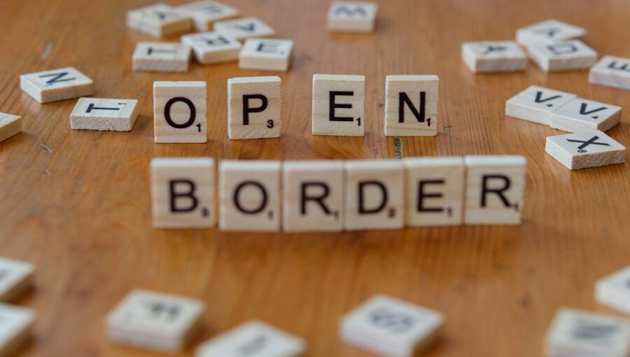 Photo API Broken Object Level Authorization Flaws