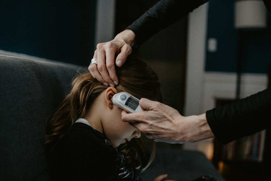Photo wearable nerve stimulation migraine relief device