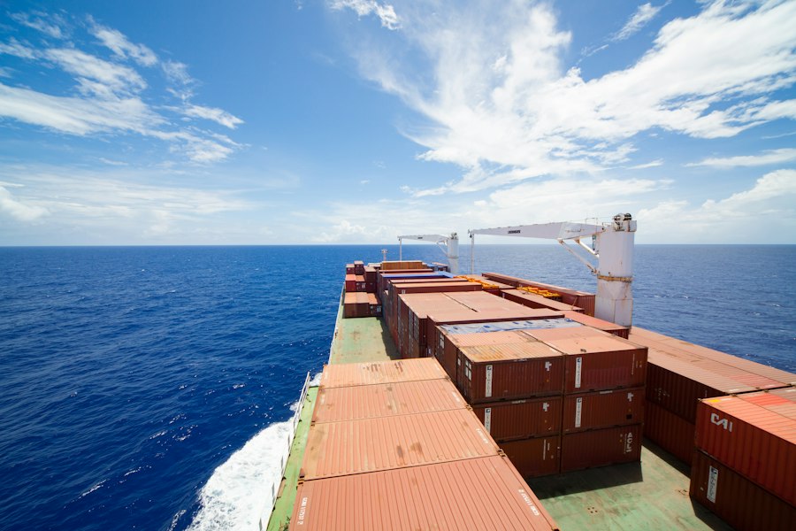 Energy-Harvesting Ambient IoT: Battery-Free Wireless Sensors in Next-Gen Logistics 2 Photo Energy-Harvesting IoT Sensors Logistics