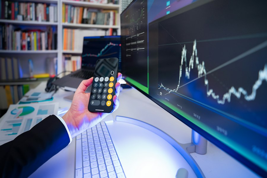 Algorithmic portfolio rebalancing predictive signals