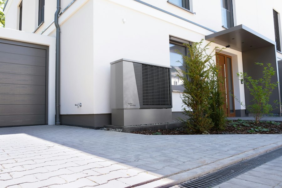 Photo Smart Heat Pump Weather Optimization