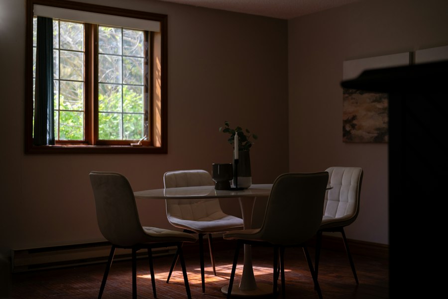Dynamic Lighting and Real-Time Occlusion: Achieving Photorealistic AR Object Blending 1 photorealistic AR lighting occlusion