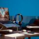 Photo cloud-assisted rendering portable headsets edge servers