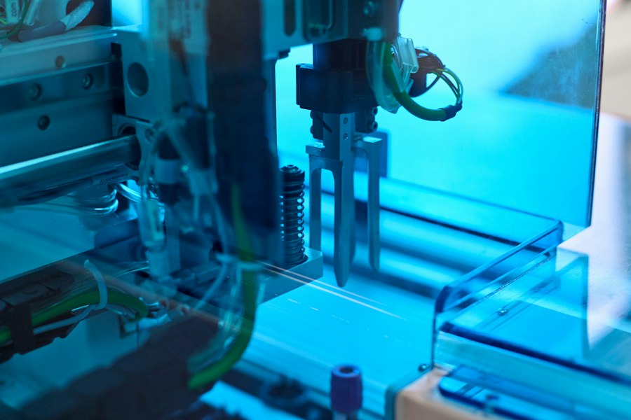 Biodegradable Substrates and Eco-Friendly Polymers in Modern Semiconductor Manufacturing 2 Photo biodegradable polymers semiconductor manufacturing