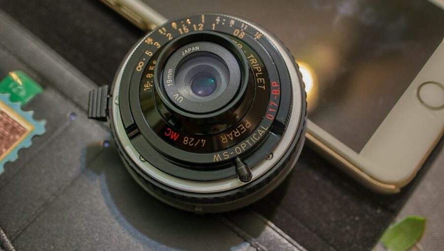 Photo Micro-OLED pancake lens mixed reality display