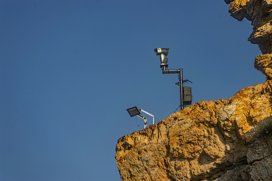 Millimeter Wave Presence Sensors vs PIR Motion Detectors
