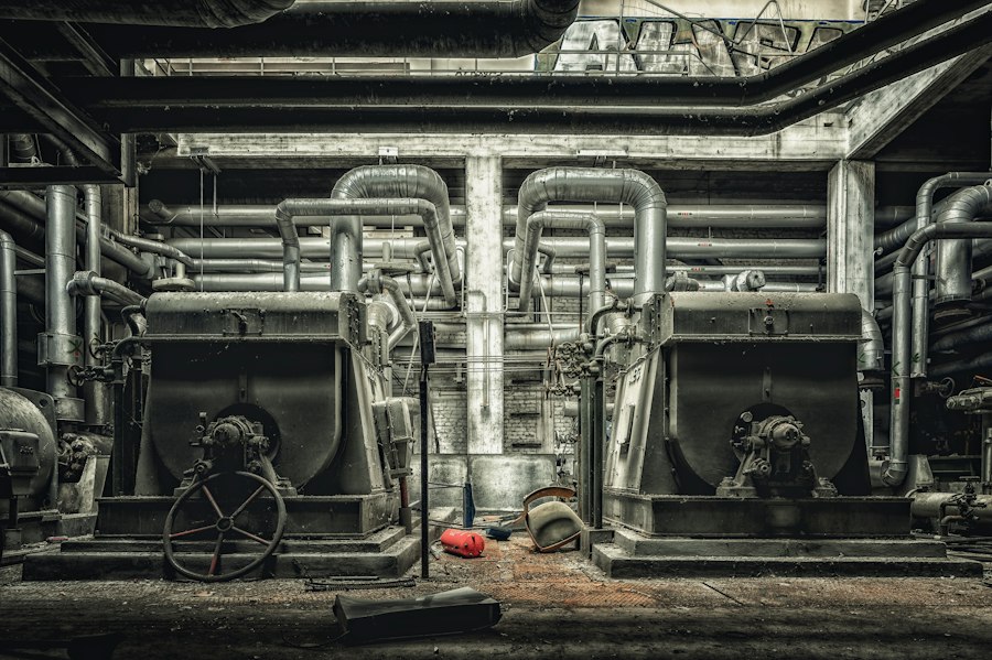 Photo server waste heat recovery district heating