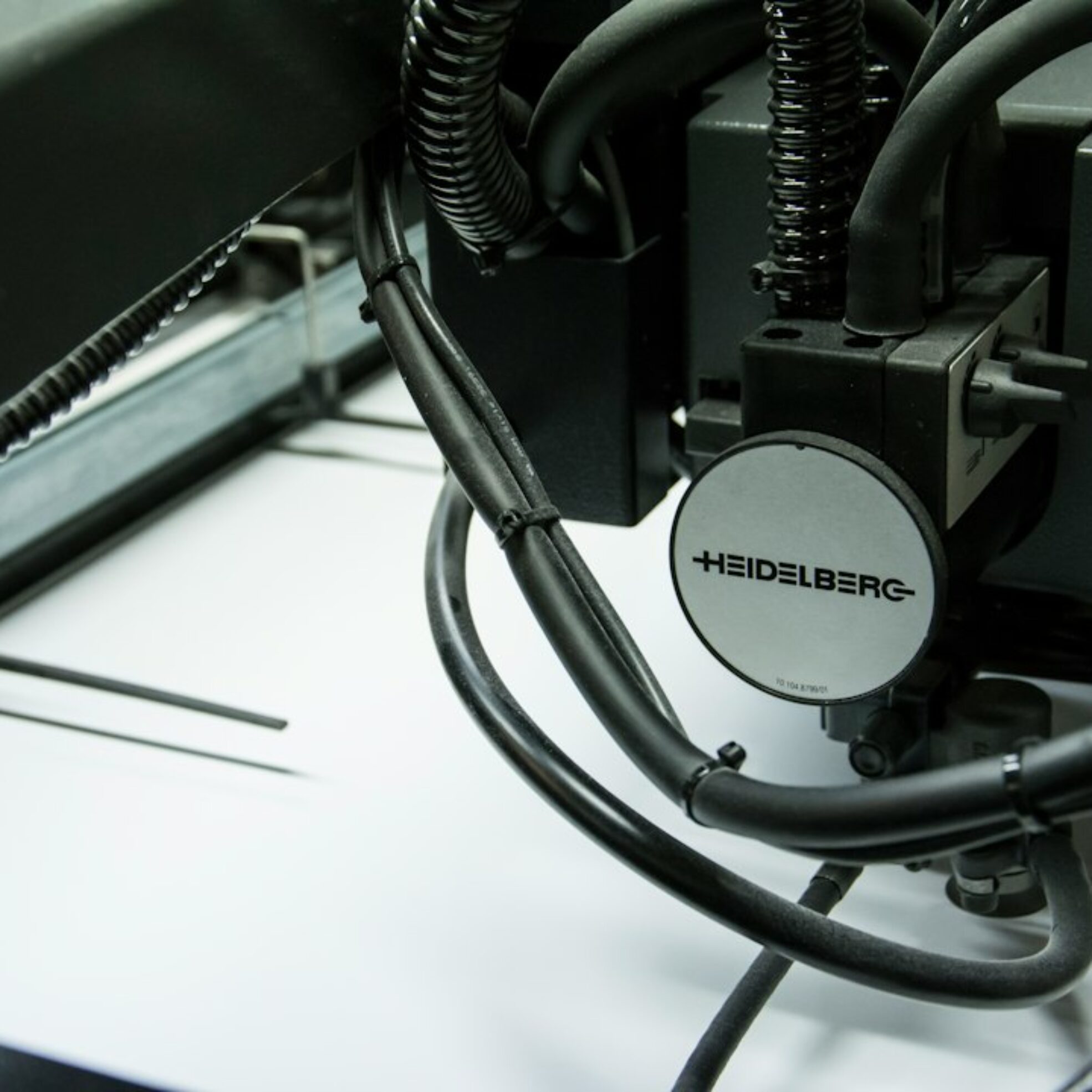 Photo Microgravity additive manufacturing aerospace components