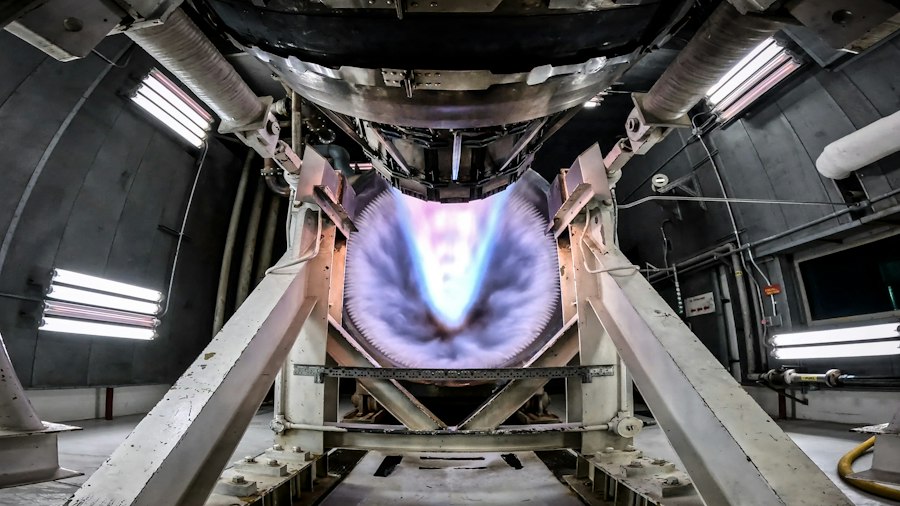 Photo Microgravity additive manufacturing aerospace components