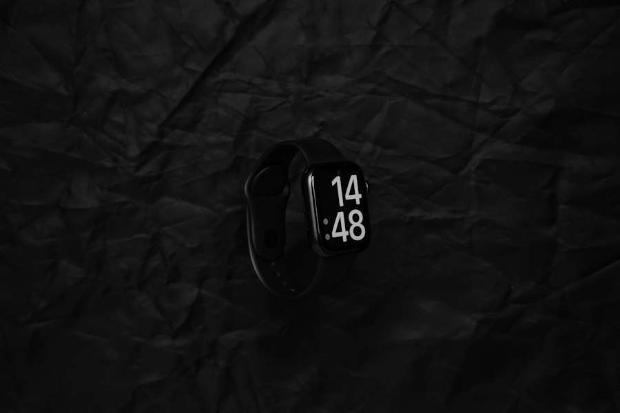 smart rings vs smartwatches sleep tracking accuracy battery life